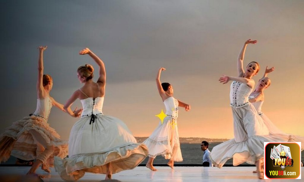 Chiêm bao thấy khiêu vũ đánh đề số mấy?